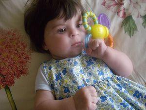 Apolline, notre rayon de soleil ...... pensive_Apolline