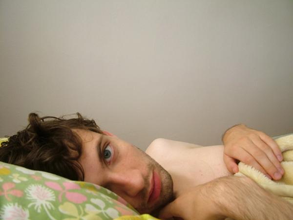 deveyesbed_web triolisme