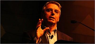 Le boss d'EA ne croît pas au déclin du jeu PC Le boss d'EA ne croît pas au déclin du jeu PC