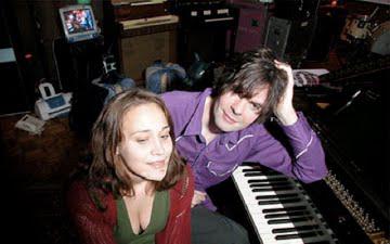 Fiona Apple & John Brion - So Sleepy (The Gummy Bears Cover) Fiona Apple & John Brion - So Sleepy (The Gummy Bears Cover)