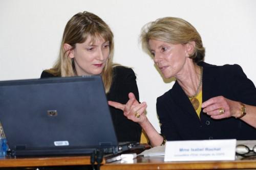 Isabel Rochat aux Pâquis et VIVRe chez la Constituante 31832_434734731795_236413916795_5815749_8191341_n.jpg