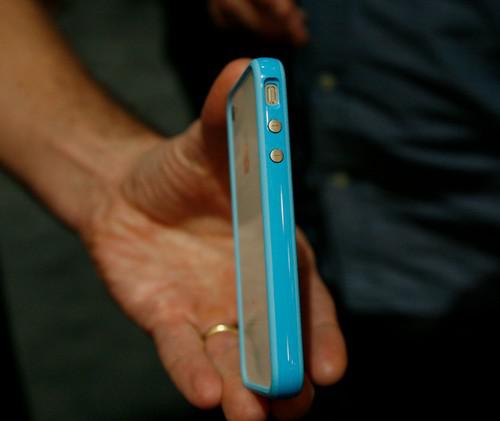 Bumpers 1 Quelques photos des Bumpers pour iPhone 4