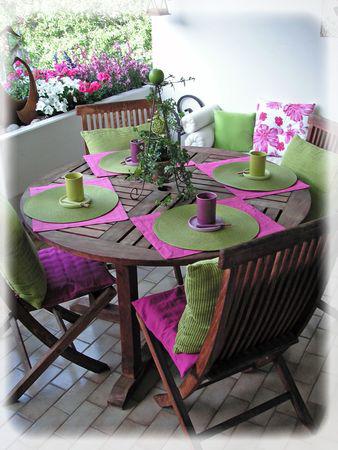 Je participe au petit jeu de Dom
~~ Montre moi ta terrass... terrasse_001_modifi__1