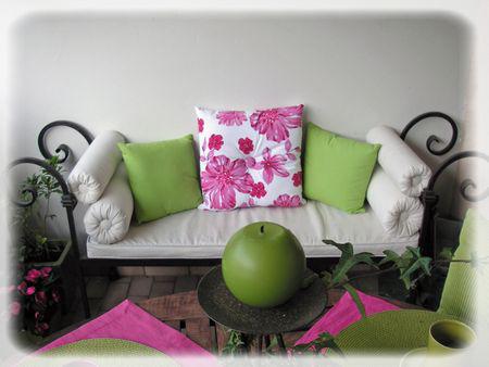 Je participe au petit jeu de Dom
~~ Montre moi ta terrass... terrasse_003_modifi__1