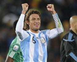 Victoire de l’Argentine 1 but à 0 contre le Nigéria grâce à Gabriel Heinze