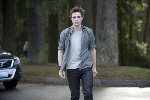 Twilight 3 Hésitation...  Robert Pattinson fait des révélations sur la suite de la saga