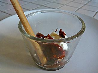 Verrine provencale a la tapenade et au chevre