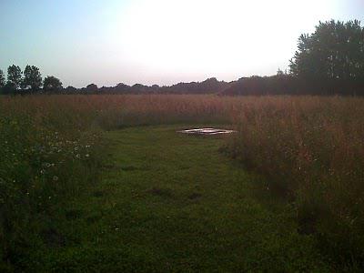 Monument du 11 mai 1945 à Bouvron Monument du 11 mai 1945 à Bouvron