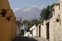 Voyage et Tourisme au Pérou – Ruelle de Yanahuara, Aréquipa, Pérou