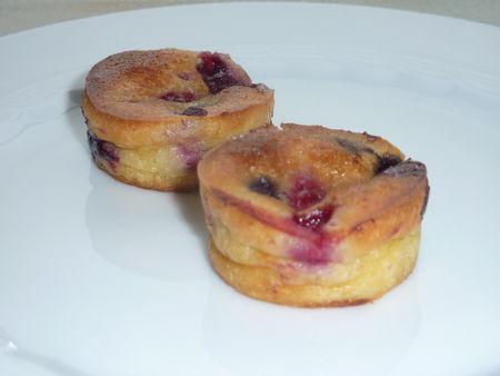 mini clafoutis aux fruits rouges P1020878