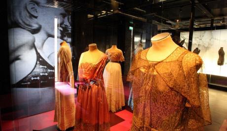 http://www.lavoixaufeminin.fr/stories/thumb460x00/mediastore/VDN/Region/A2009/M06/_090612-cite-dentelle-brunet.jpg