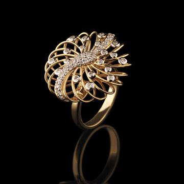 Le serpent: forme inspirante pour bijoutiers et joailliers Le serpent: forme inspirante pour bijoutiers et joailliers