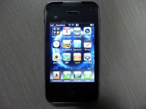 Un Autre clone IPhone: Zoho v706d Un Autre clone IPhone: Zoho v706d