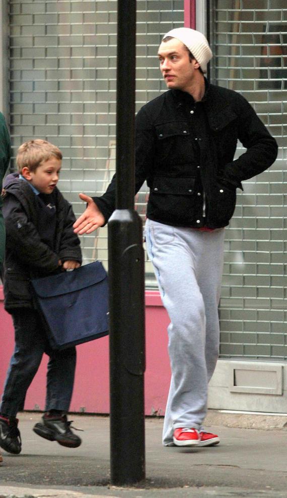 SIPA_00490132_000005 SIPA_00490132_000005