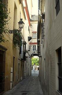Dans les étroites rues du centro de Sevilla
