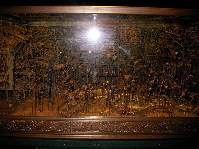 MONSTRUEUX MONSTRUEUX