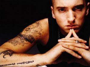 Vidéo: Eminem parle de son nouvel album Recovery