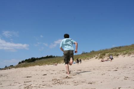 Running from camera - Plage Running from camera