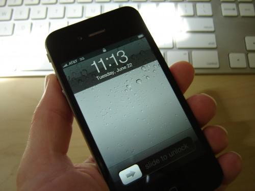 Les iPhone 4 arrivent dans les foyers americains