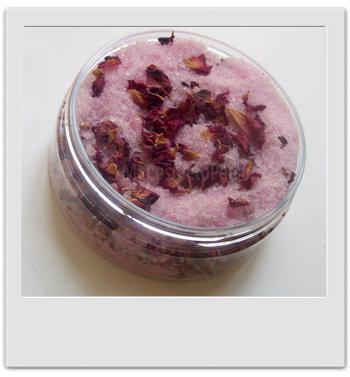Sels de bain rose & patchouli - recettes de cosmétiques naturels maison avec MaCosmetoPerso