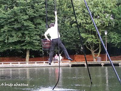 Installation Tripode en première partie de la Ballade de Cirque du festival Solstice