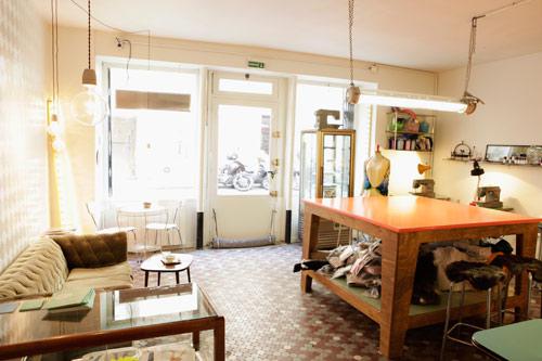 sweat-shop sweat-shop