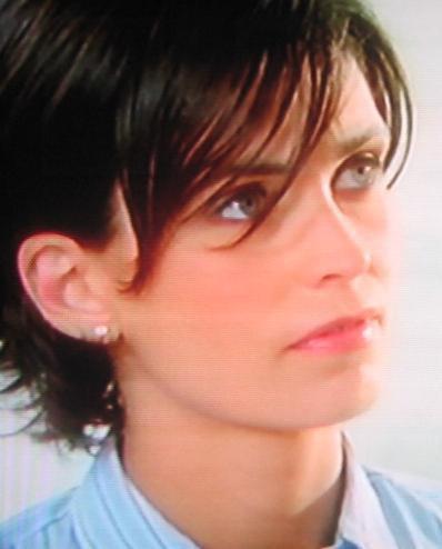 Adeline Blondieau  Adeline Blondieau accuse Farid Khider dexhibitionnisme