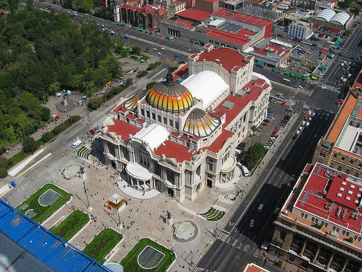 L'IMAGE DU JOUR: Le palais des Beaux-Arts de Mexico