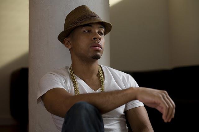 Vous voulez une chanson pour pleurer ? La voici ! Vous voulez une chanson pour pleurer ? La voici !