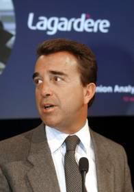 Ouf ! Nicolas Sarkozy ne sera pas le «maître du Monde»… arnaud-lagardere.1277872162.jpg