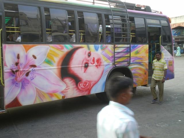 IMGP2377 Un Dimanche Dans Les Bus Indiens