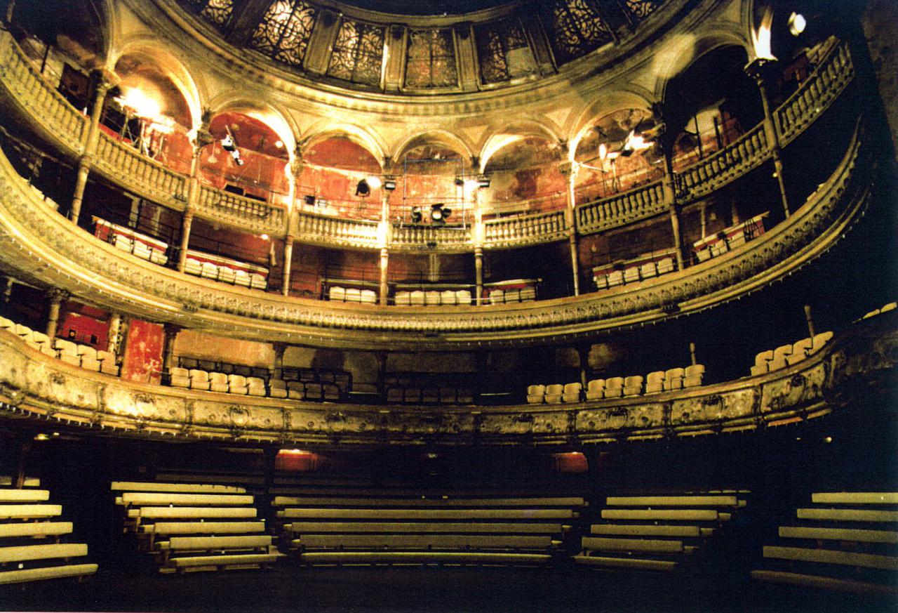 Theatre_Des_Bouffes_du_nord Theatre_Des_Bouffes_du_nord