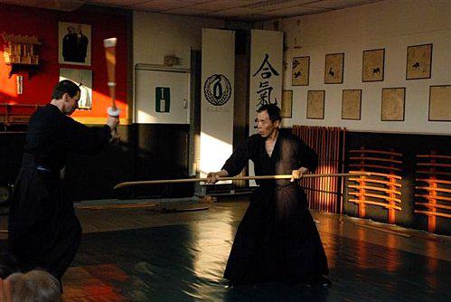 Yoshinori Kono : l’anti-stage de l’excellence ken-tai-naginata-ivan-vs-kono
