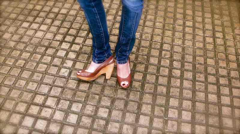 Geisha attitude... Image and video hosting by TinyPic