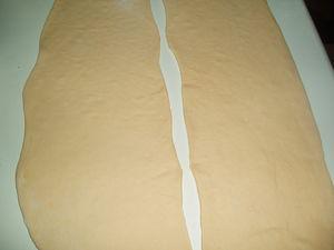 Petits pains briochés, pépites de chocolat ou amandes P6170010