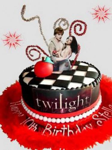 twilight cake 2.jpg