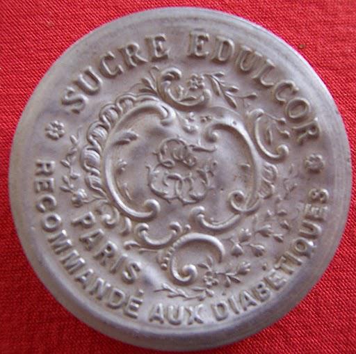 Farine, sucre, cigarettes et petits beurre Farine, sucre, cigarettes et petits beurre