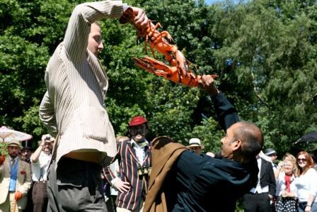 “Chap Olympiads” : Moustaches, Tweed et corsets sur les pelouses anglaises “Chap Olympiads” : Moustaches, Tweed et corsets sur les pelouses anglaises