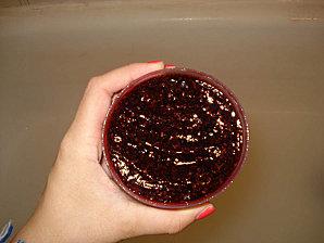 Le gommage exfoliant à la framboise The Body Shop DSC02852.JPG