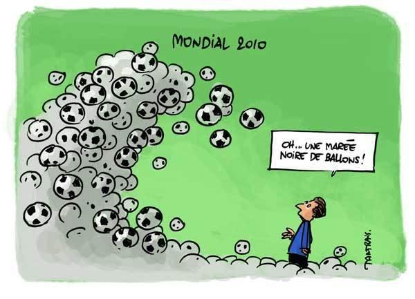 Revue des turpitudes du mois de Juin Marée noire et coupe du monde