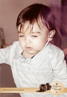 Des bébés accros aux chocolats fourrés au wisky Des bébés accros aux chocolats fourrés au wisky