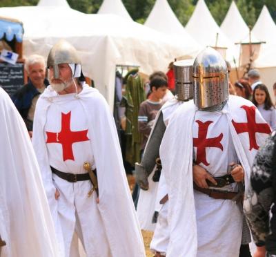 Les Médiévales de Montaner (64) Les Lyonnes de la SF