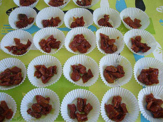 Apéritif - Soufflés parmesan et tomates séchées. juin-153.jpg