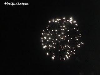 Feu d'artifices en banlieue parisienne Feu d'artifices en banlieue parisienne