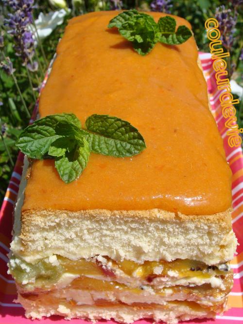 Génoise à la crème d’amandes et aux fruits frais