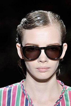 Coupe tendance pour la plage ou by night... dries_van_noten