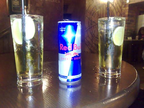 Red Bull and Vodka par markhillary