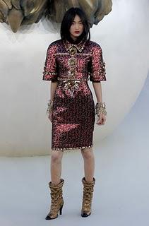 Lagerfeld fait rugir CHANEL... Lagerfeld fait rugir CHANEL...