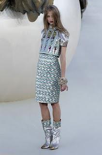 Lagerfeld fait rugir CHANEL... Lagerfeld fait rugir CHANEL...
