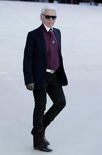 Lagerfeld fait rugir CHANEL... Lagerfeld fait rugir CHANEL...